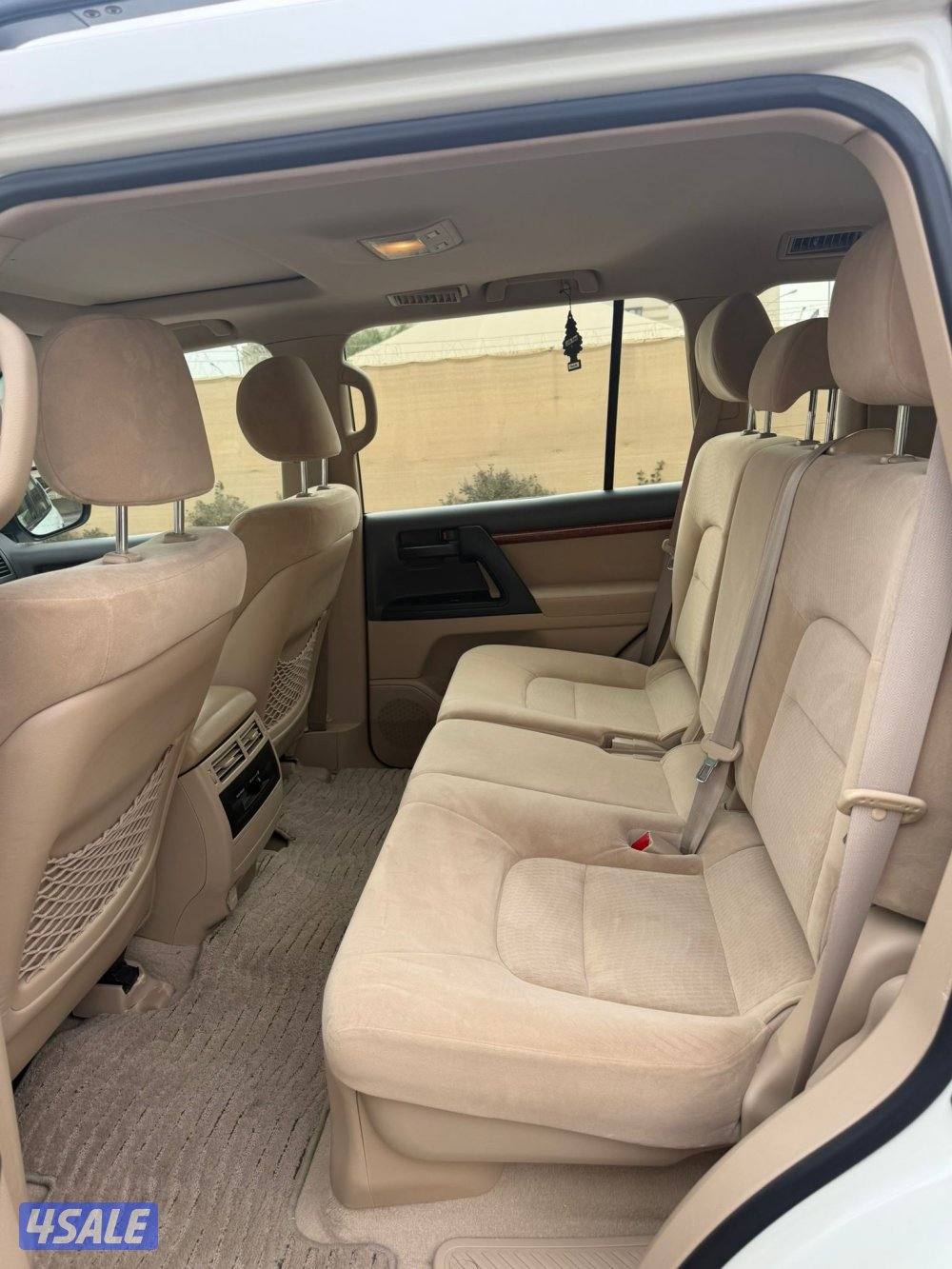 لاند كروزر 2014 عداده 260 صبغ الوكاله7