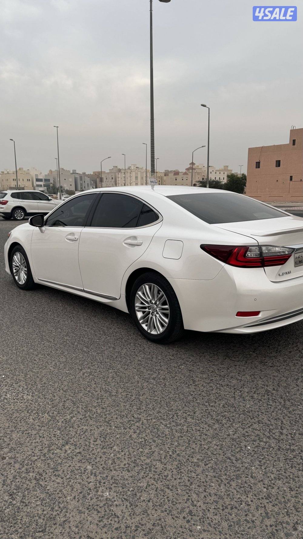 لكزس الساير0