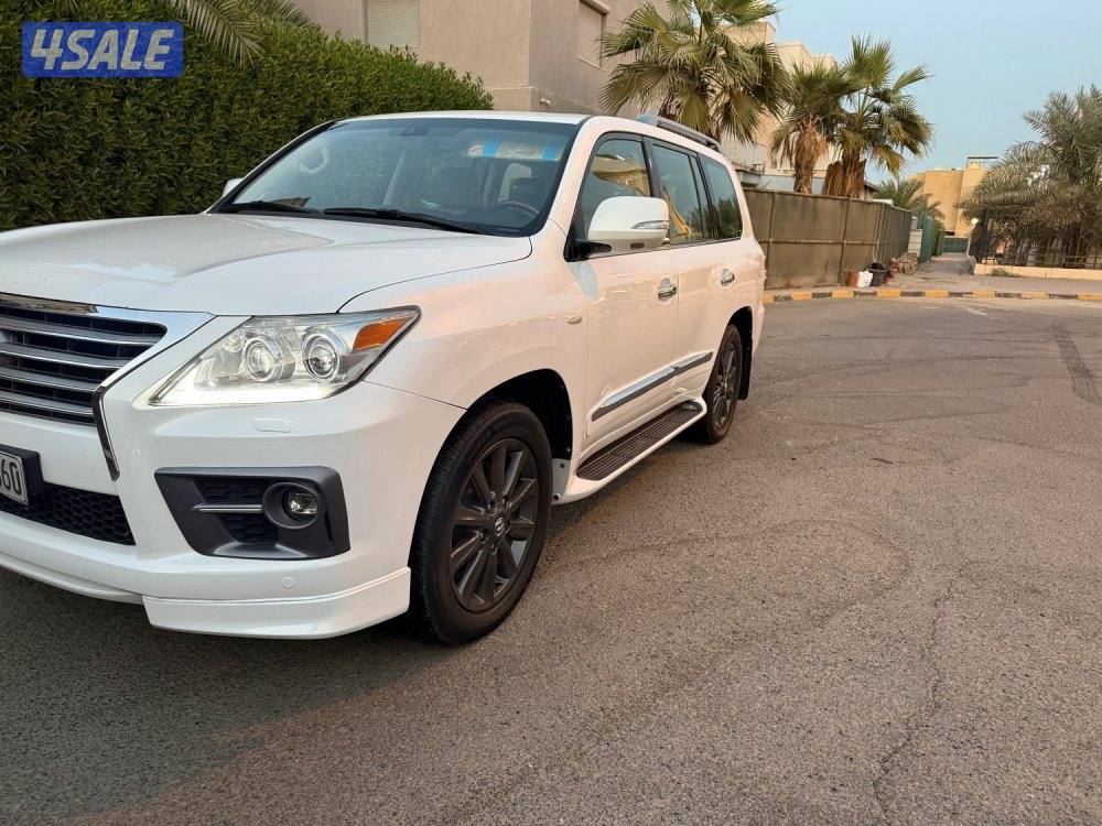 لكزس 2010 حالة وكاله0