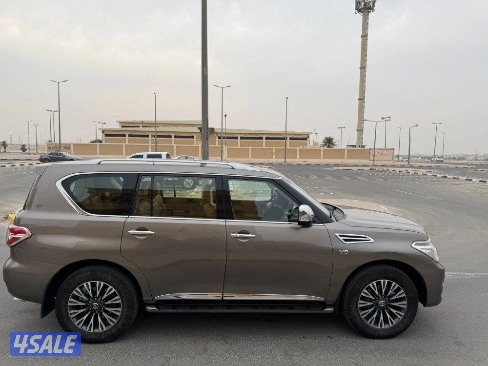 للبيع باترول بلاتنيوم 20154