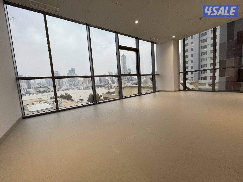 مكتب للايجار بشرق  موقع متميز الجازي تاور 400 الي 450 دينار1