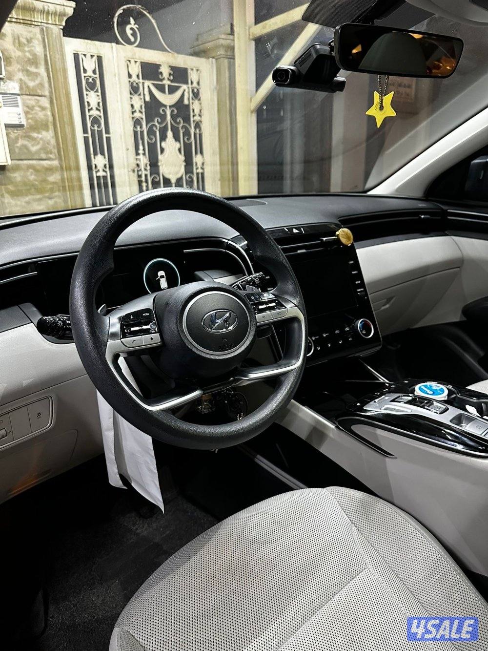 للبيع توسان مديل 2022 اعلي درجه الفل حجم المكينه 2.55