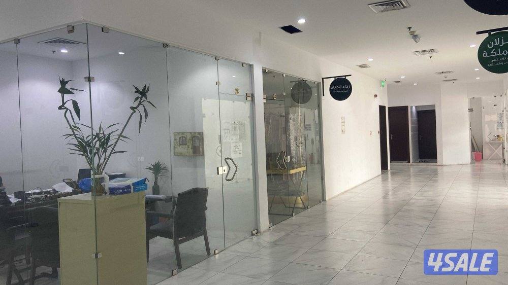 للإيجار مكاتب في العقيله (من المالك مباشر)3