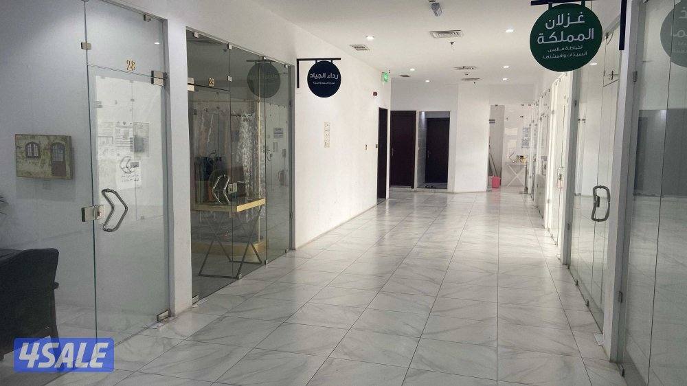 للإيجار مكاتب في العقيله (من المالك مباشر)7