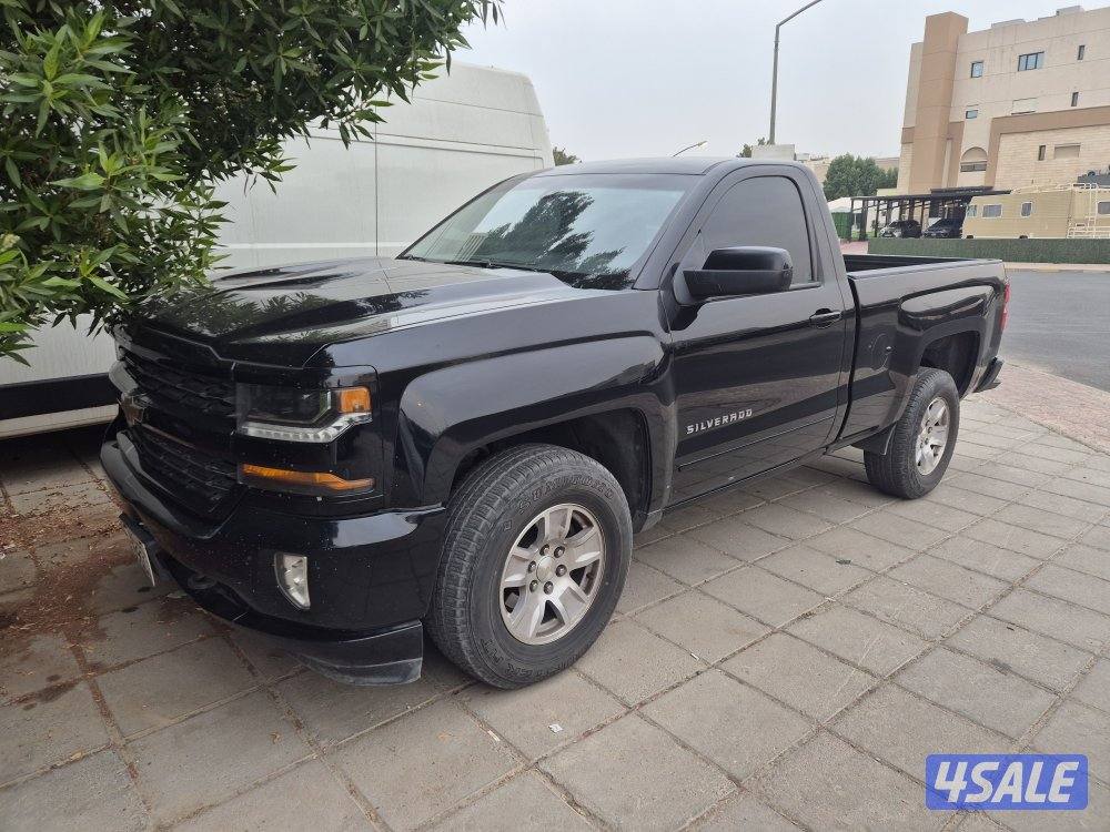 سلفرادو  / Lt / 20181