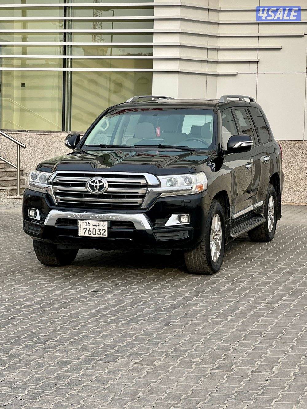 لاند كروزر GXR0