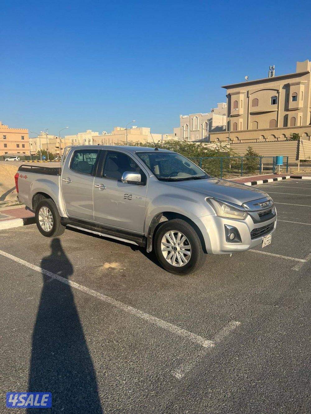 للبيع ديمكس ٢٠٢٠ الفل شرط الفحص بالكامل الرقم3