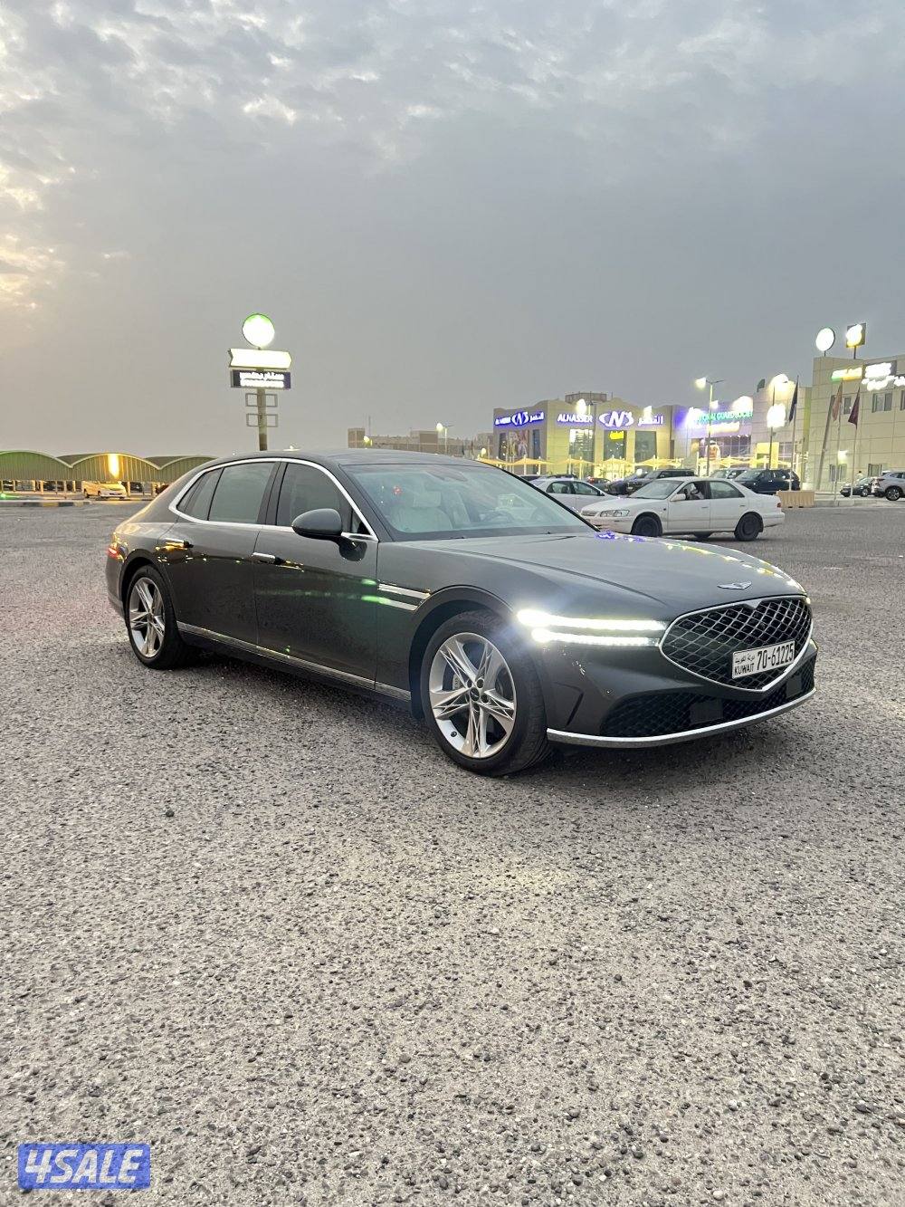 للبيع جينسس g90 ماشي 10 الالف فقط2