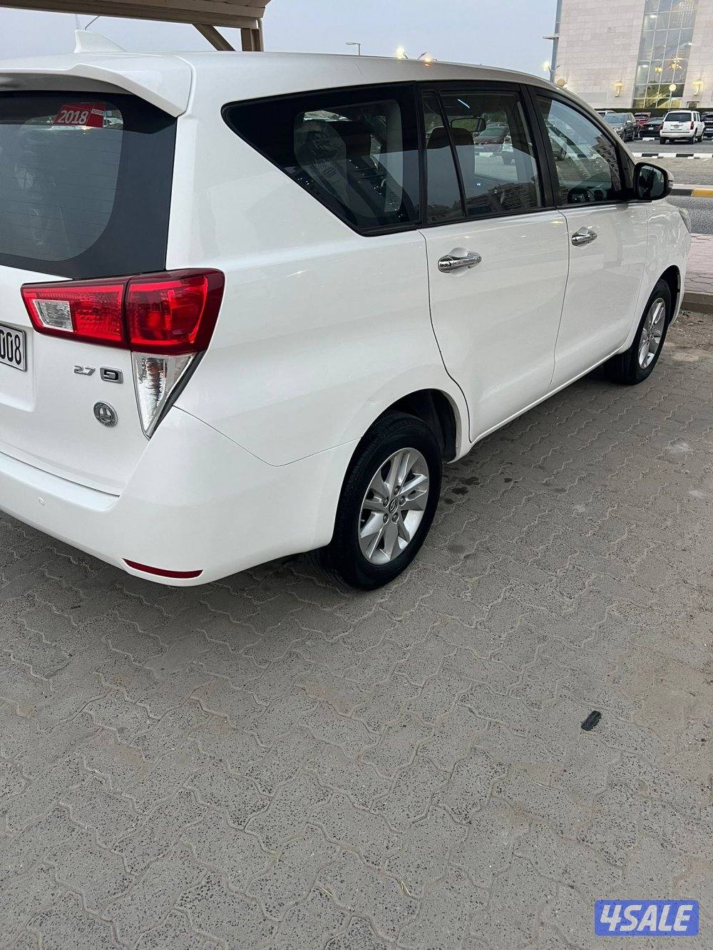 انوفا _ بحالة ممتازة3