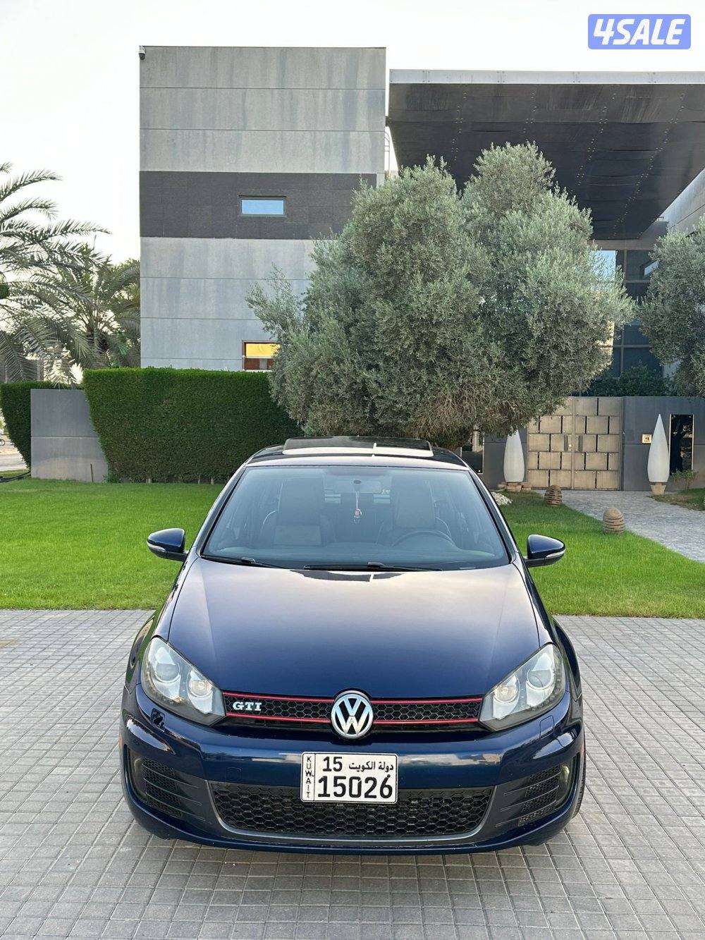 للبيع جولف موديل 2013 ماشي 1501