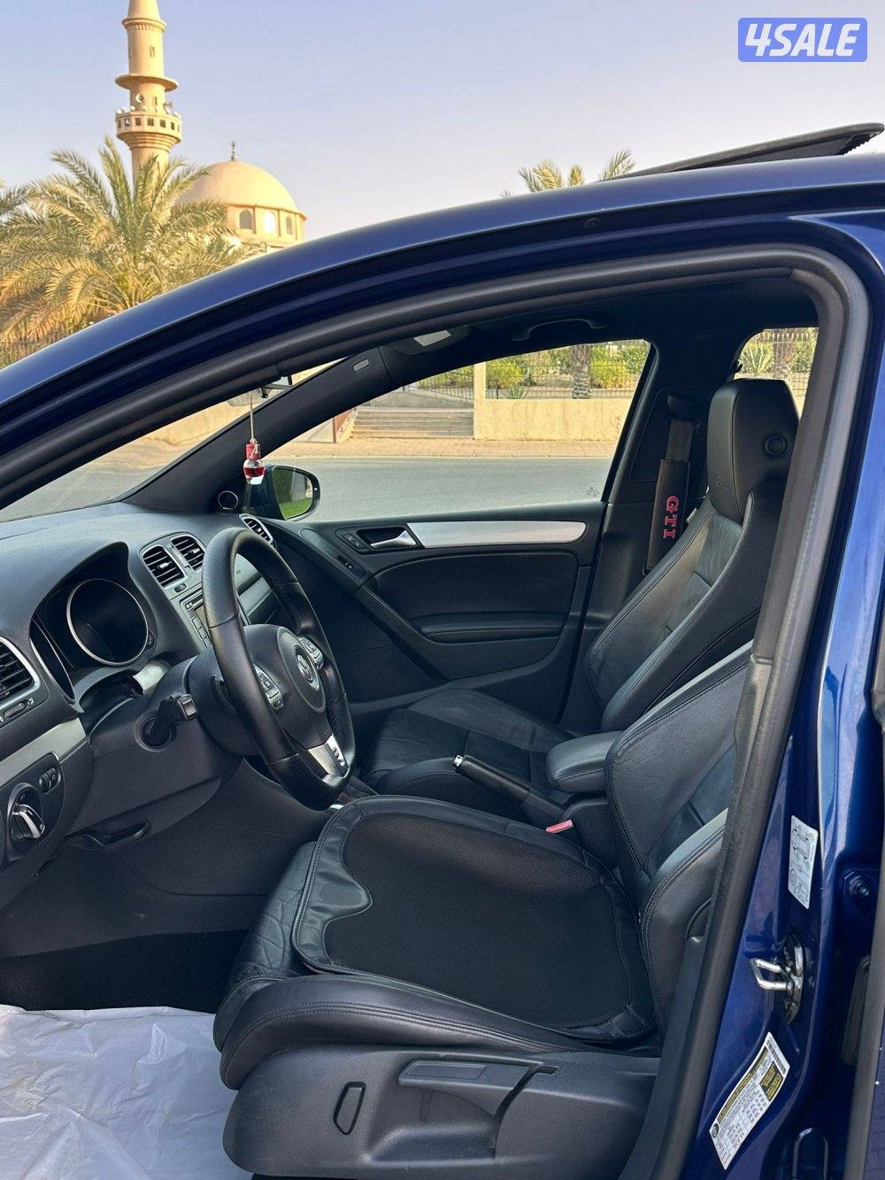 للبيع جولف موديل 2013 ماشي 1508