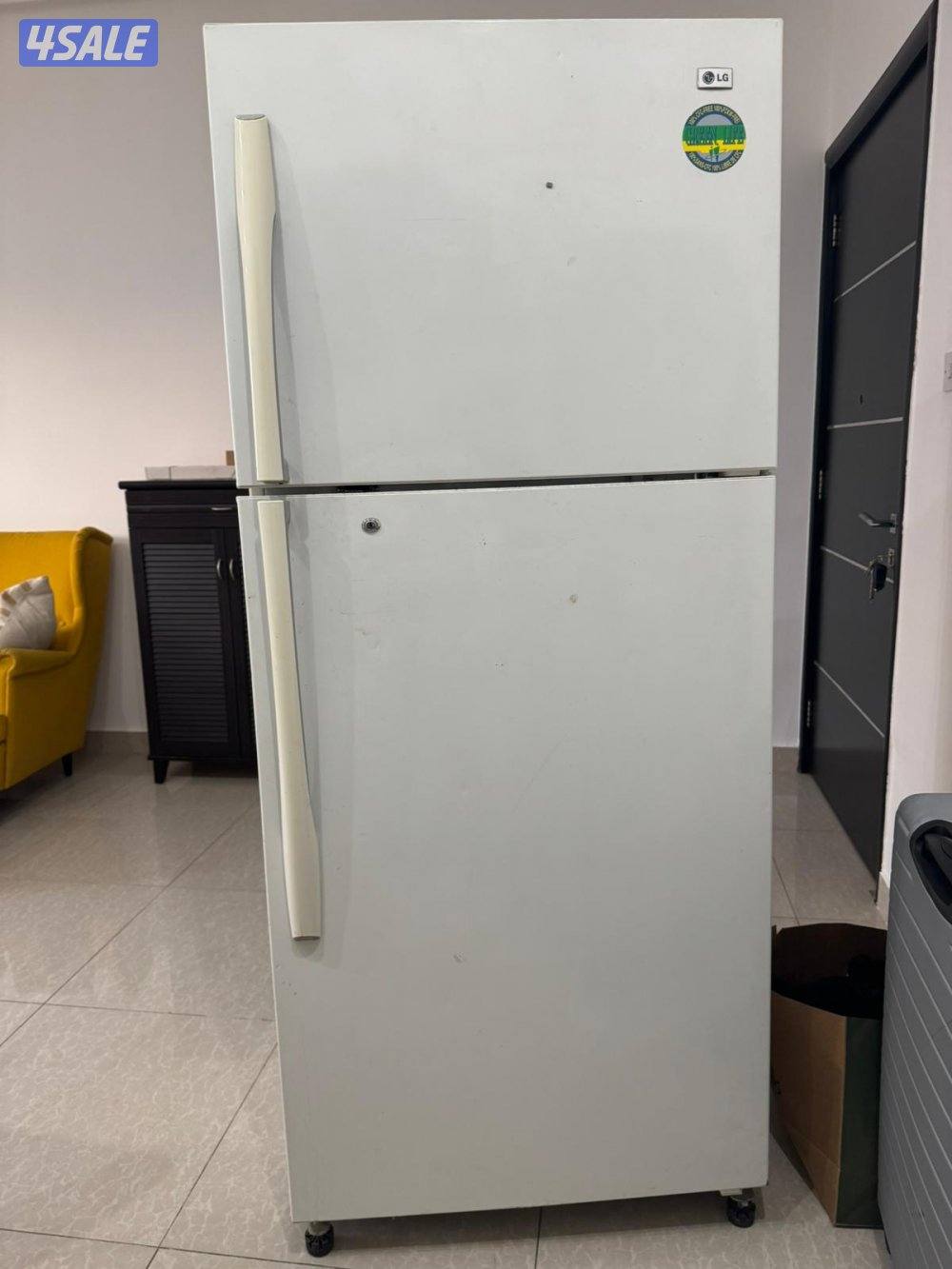 ثلاجة LG نظيفه المواصفات بالصور قابل للمساومه بالمعقول0