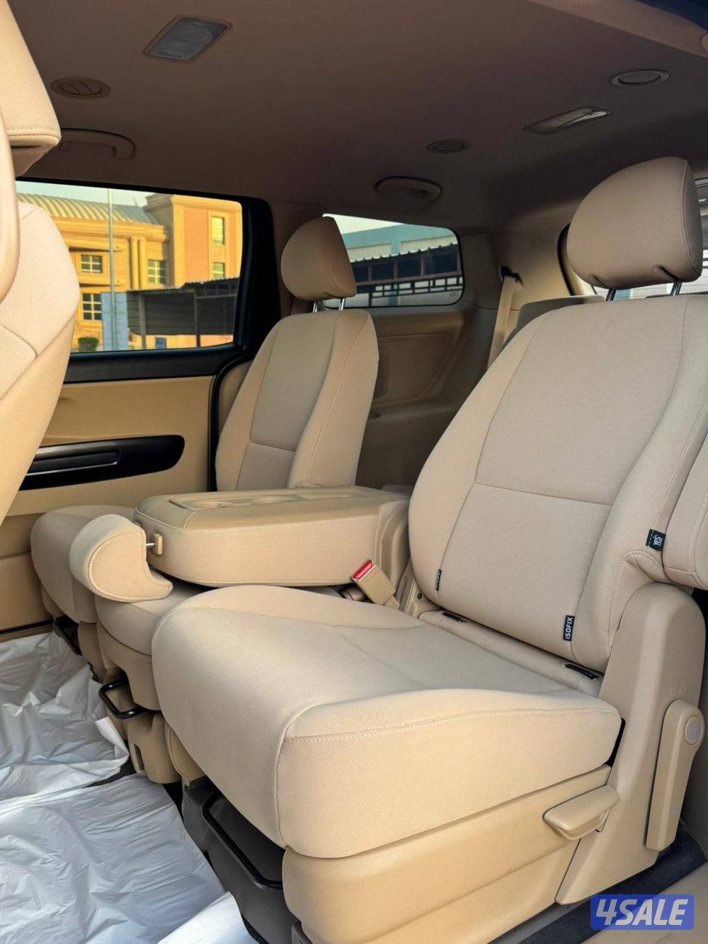 للبيع كيا كرنفال موديل 20209