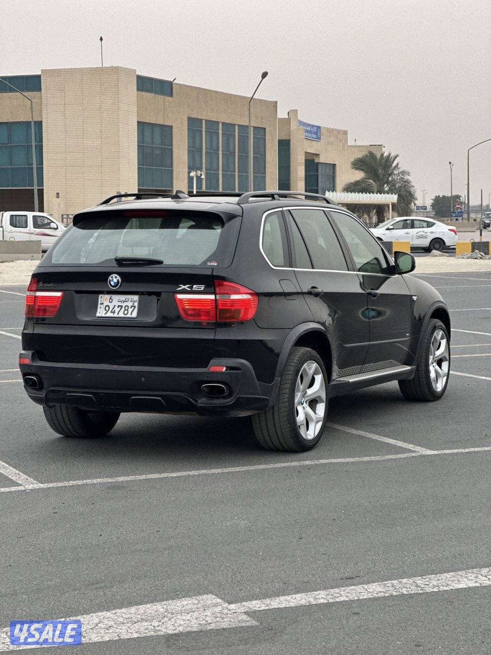بي ام دبليو X5 مديل 2010 عداد 2303