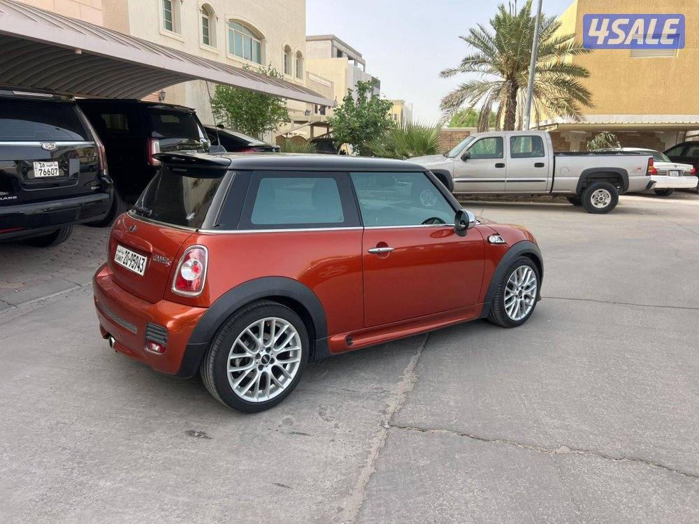 Mini Cooper S John Cooper Works (JCW)1