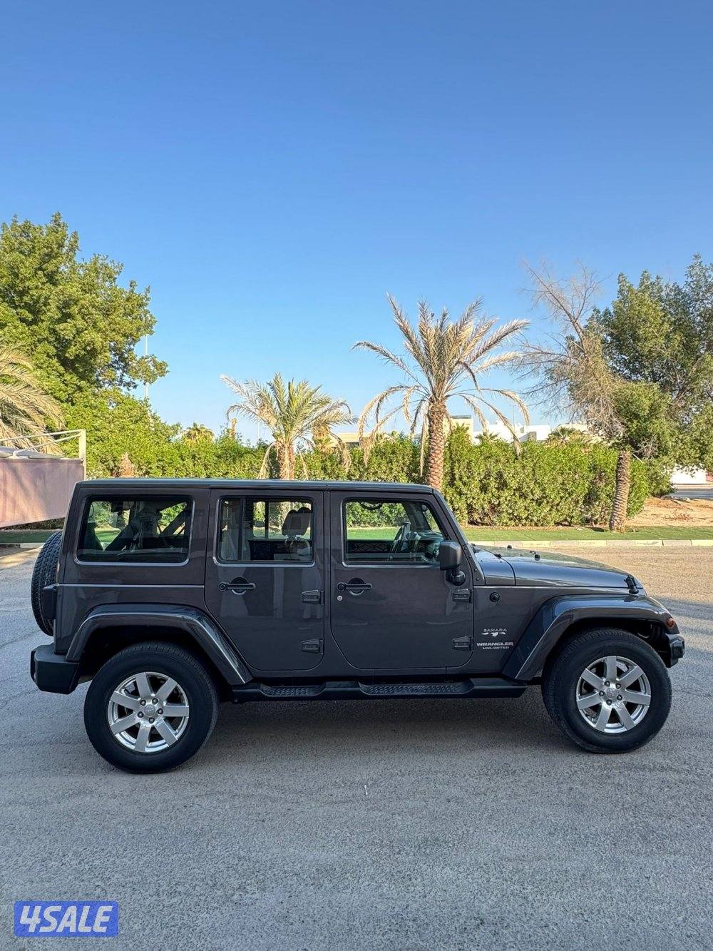 للبيع رانجلر صحاري موديل 20175