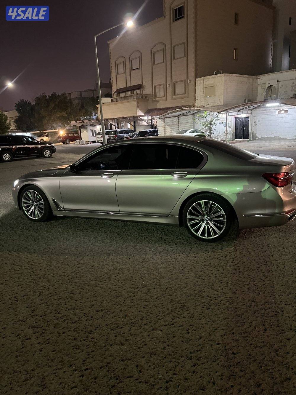 بي ام دبليو0