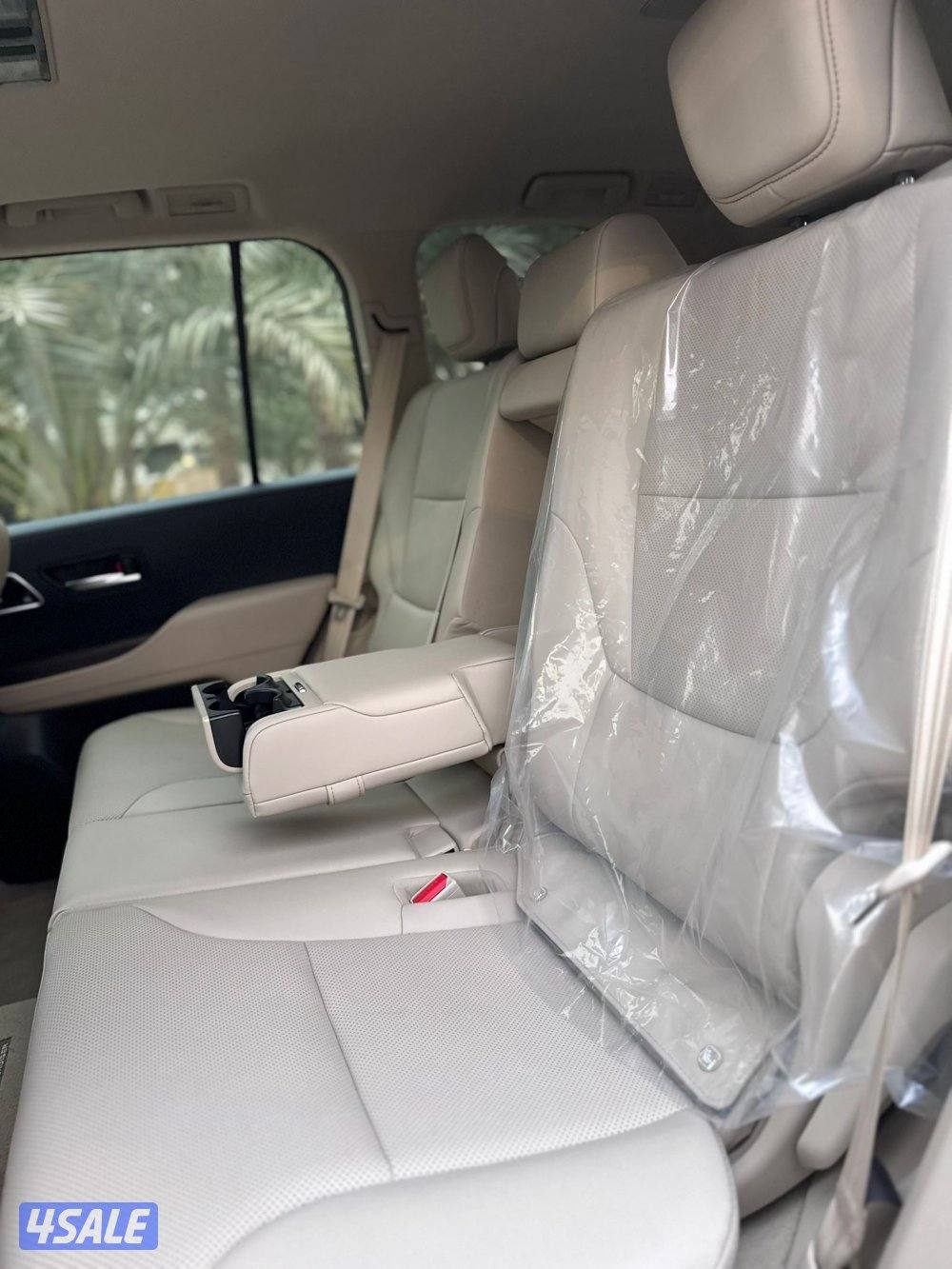 للبيع لاند كروزر “VX” بدون تيربو ماشي 88 ألف صبغ الوكالة5