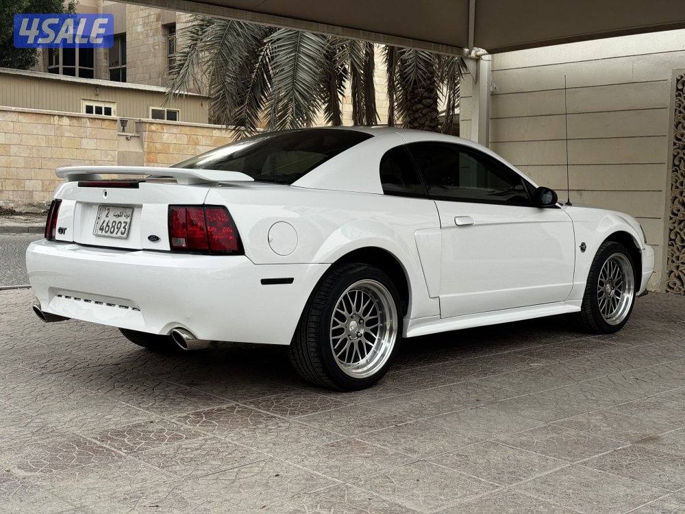 موستنج GT20042