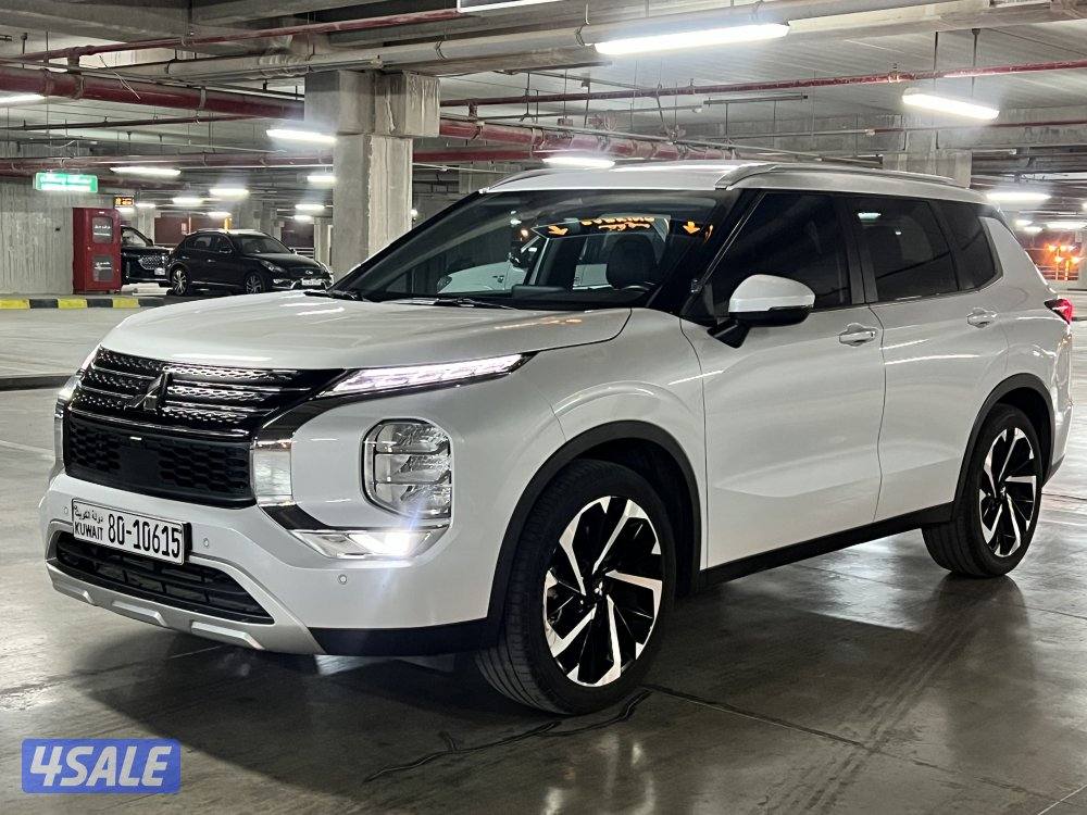 اوتلاندر 20230