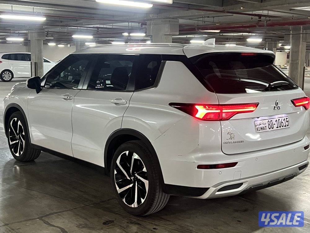 اوتلاندر 20233