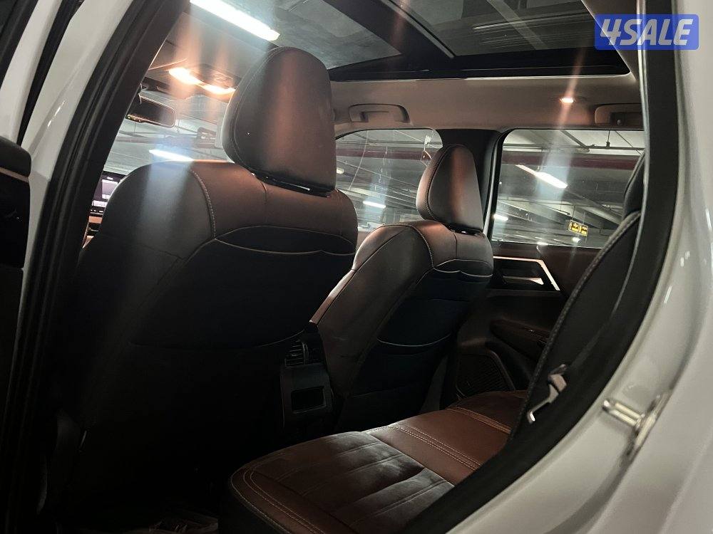 اوتلاندر 20235