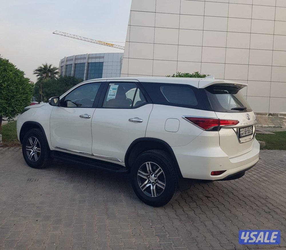 للبيع تويوتا فورتنر موديل 2022 عداد 76 📌 صبغ وكاااالة 📌3