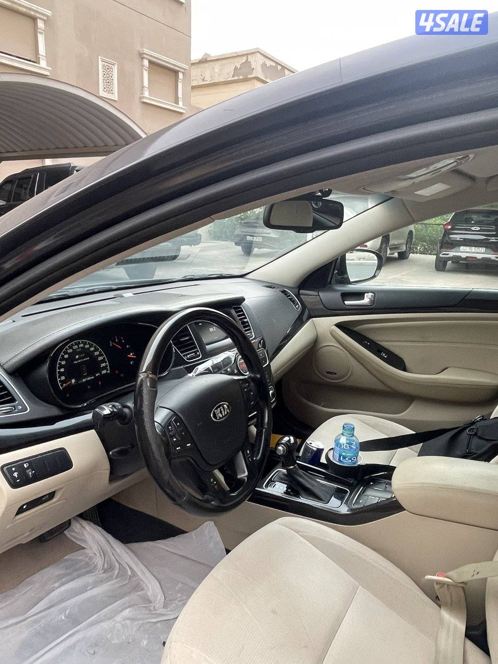 كيا كادينزا ٢٠١٦2