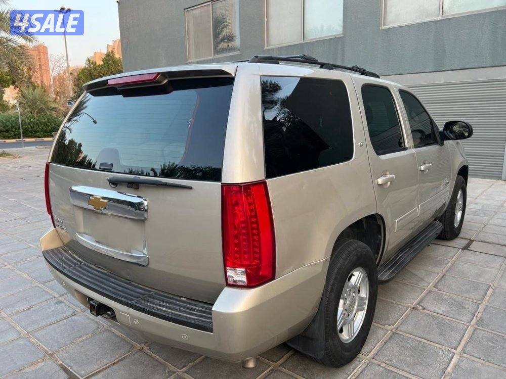 للبيع شيفروليه تاهو موديل 2013 صبغ الوكالة3