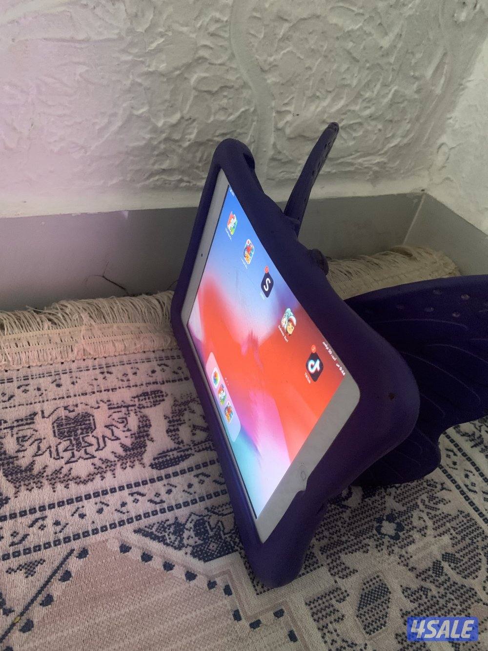 للبيع ايباد مني 2 مع كفر و واير شحن جديد6