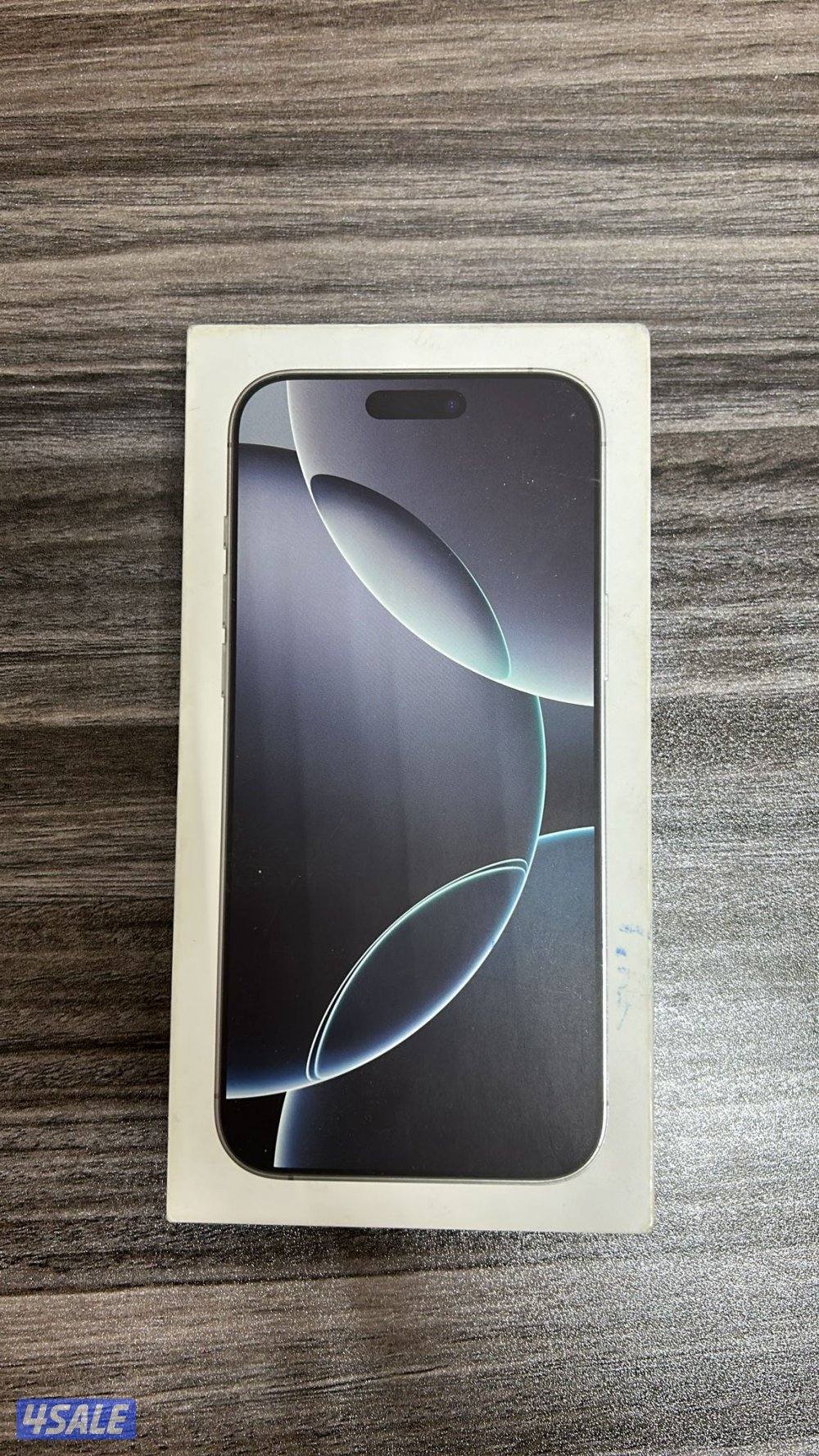 iPhone 16 pro max 256g battery 100% without the box and the charger1