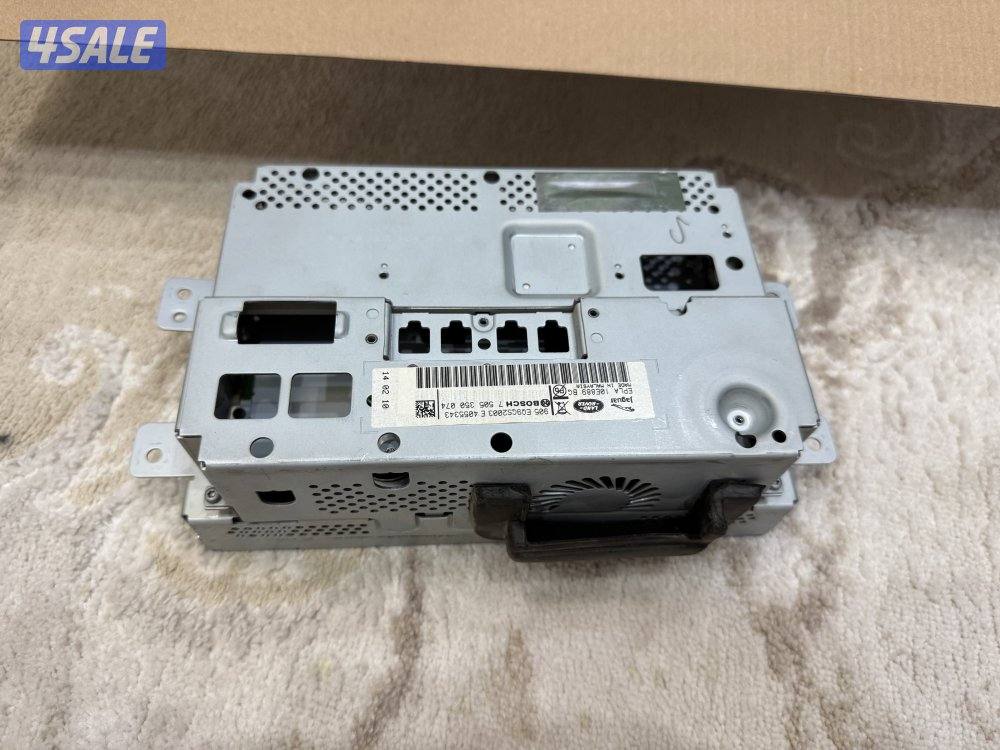 شاشة رنج روفر فوج الاصليه بالكرتون4