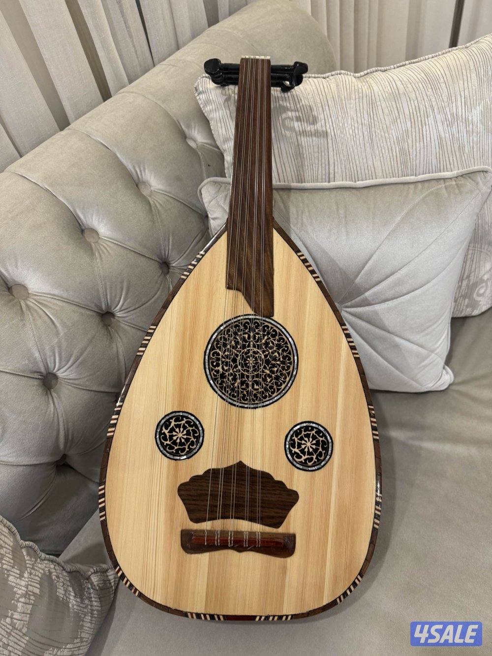 عود للبيع جديد نظيف1