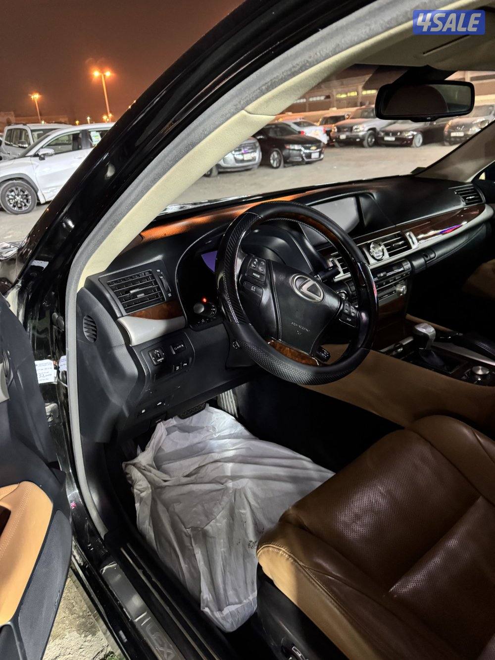 للبيع لكزس 460L7