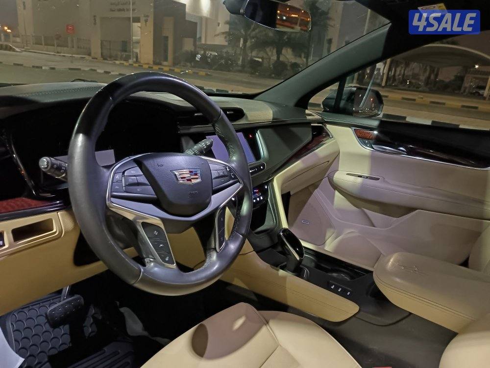 كاديلاك XT5 الغانم 2018 فتحه بانوراما بصمه كامره بحاله ممتازه2