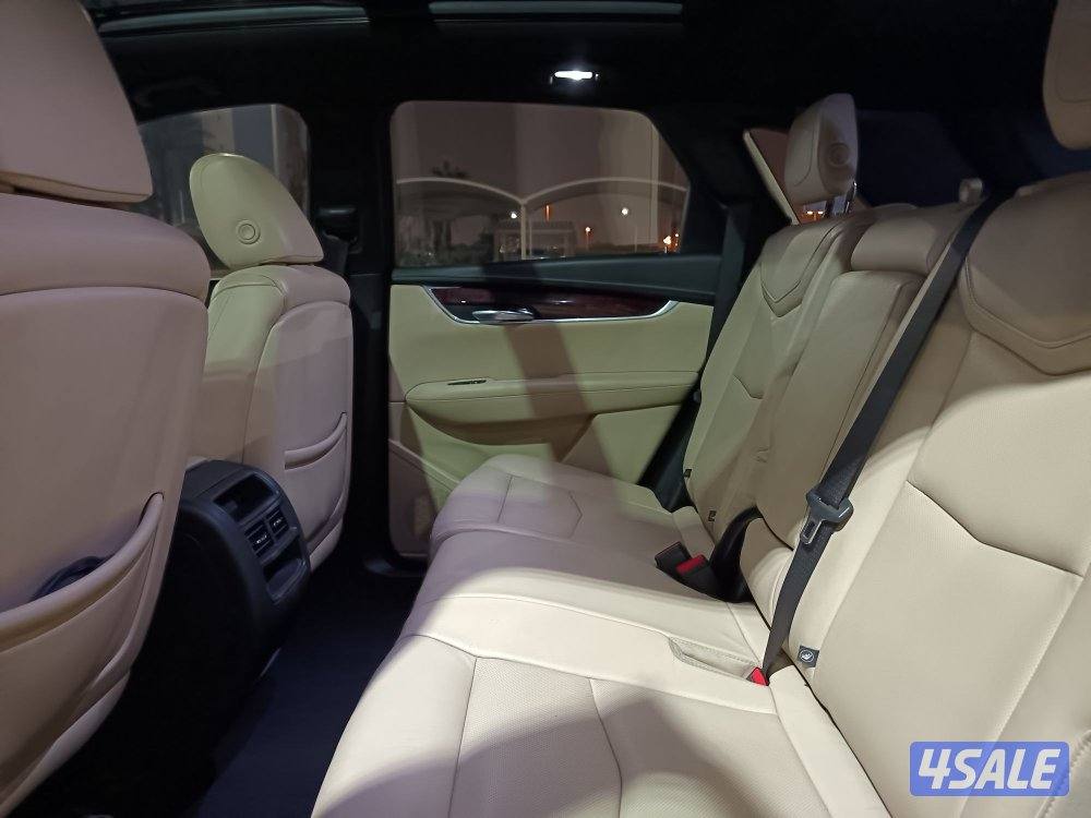 كاديلاك XT5 الغانم 2018 فتحه بانوراما بصمه كامره بحاله ممتازه3