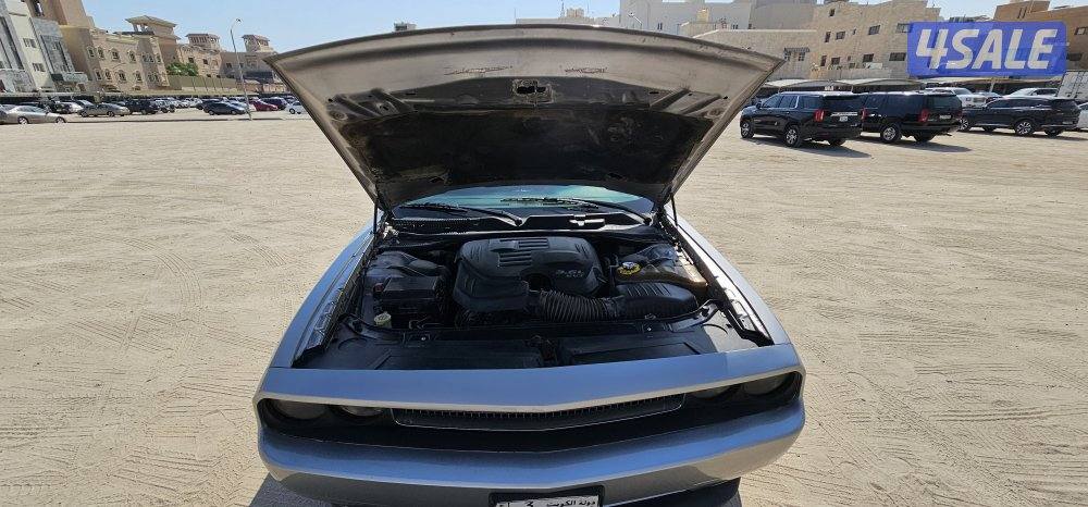 دودج تشالنجر v6 موديل 2014 السعر قابل للتفاوض1