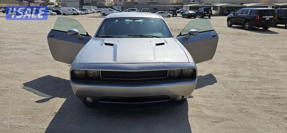 دودج تشالنجر v6 موديل 2014 السعر قابل للتفاوض0