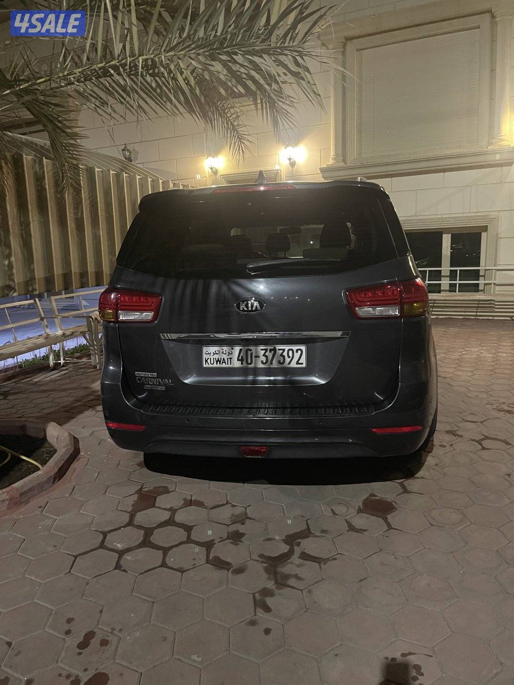 سياره نظيفه المالك الثاني تظليل حراري مفتاحين10