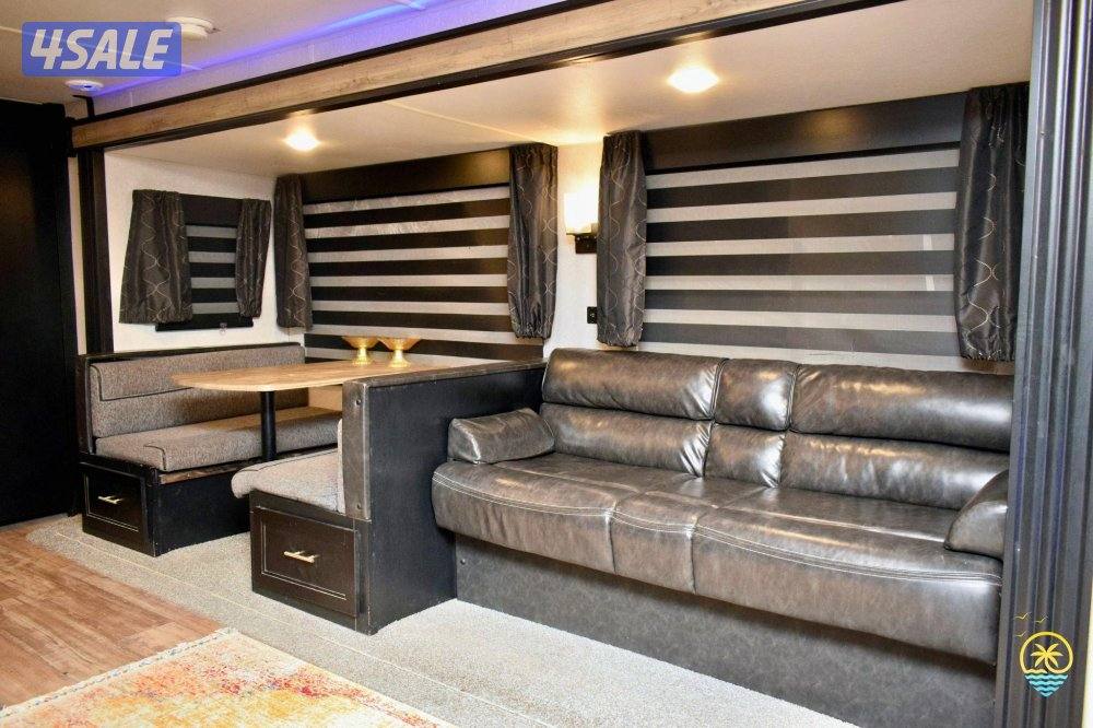 للبيع كرفان امريكي٣٢ قدم تحويل مرور ٢٠٢٢ طاقه شمسيه مكيفين هوندا2