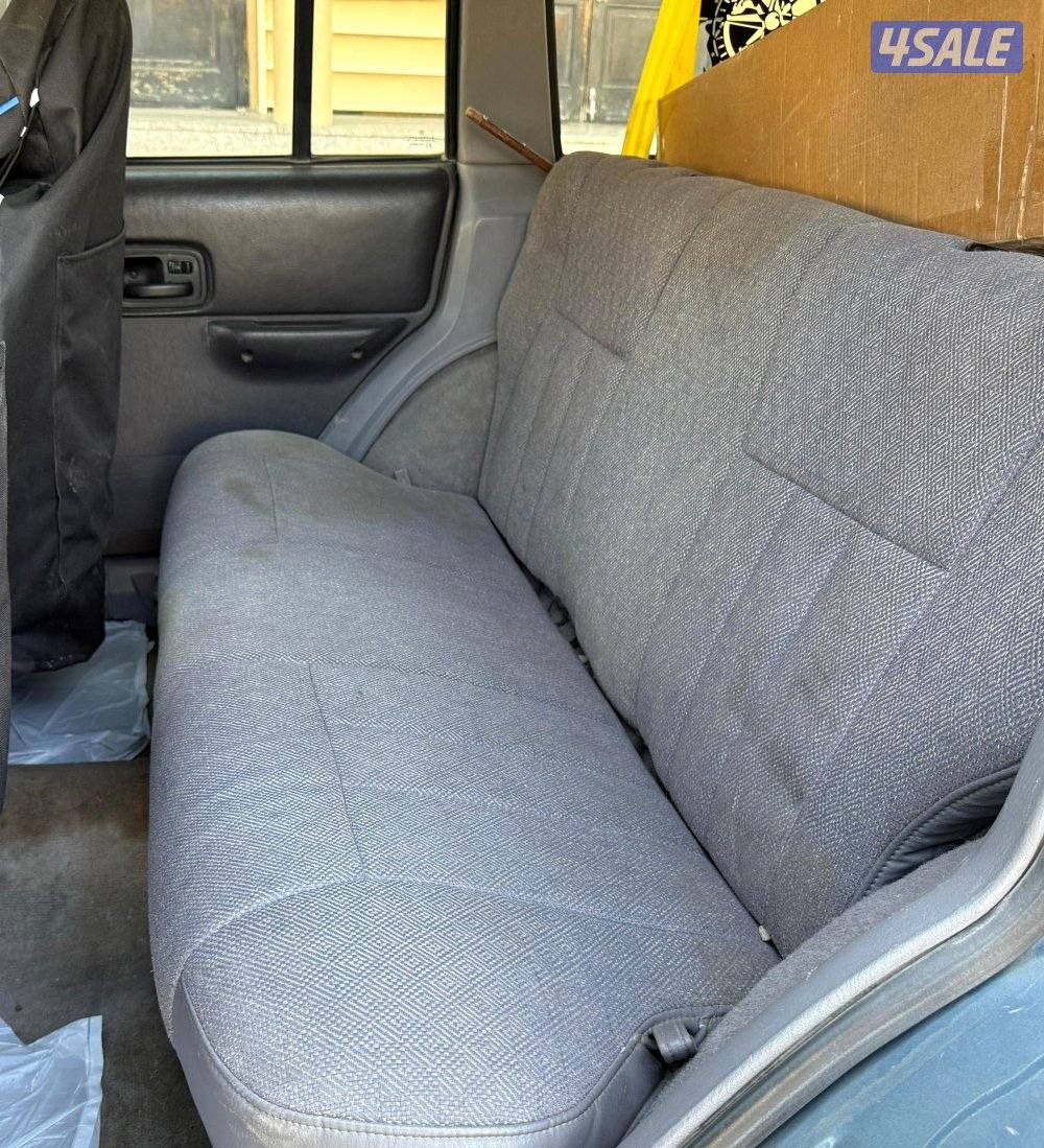 بحالة ممتازة جيب شروكي 1997 قير اتوماتيك دبل قير مجهز رحلات مسجل بدفتر12