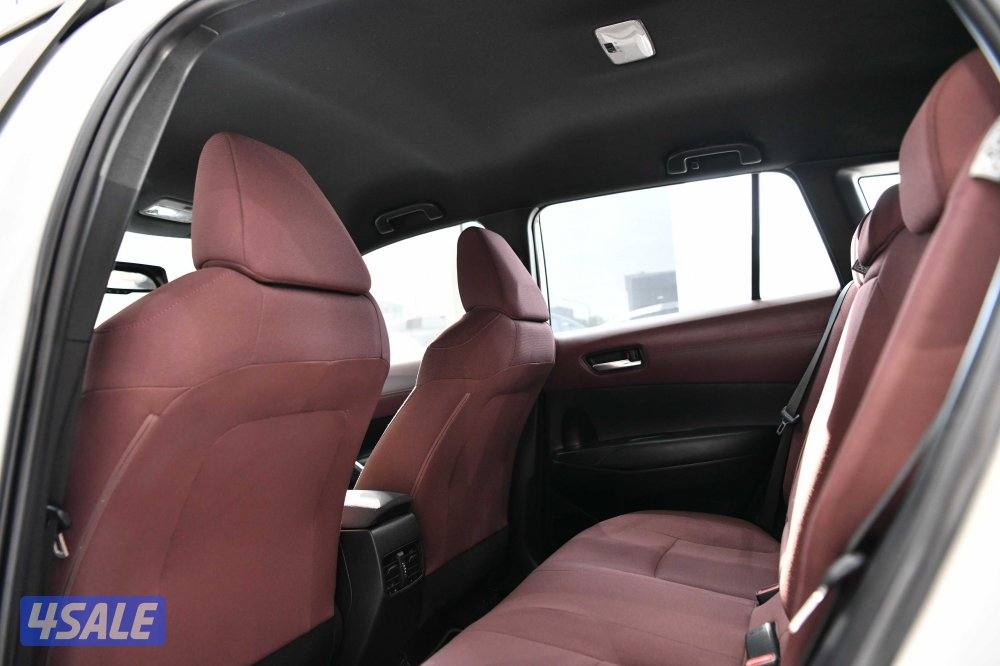 تويوتا كورولا كروس4