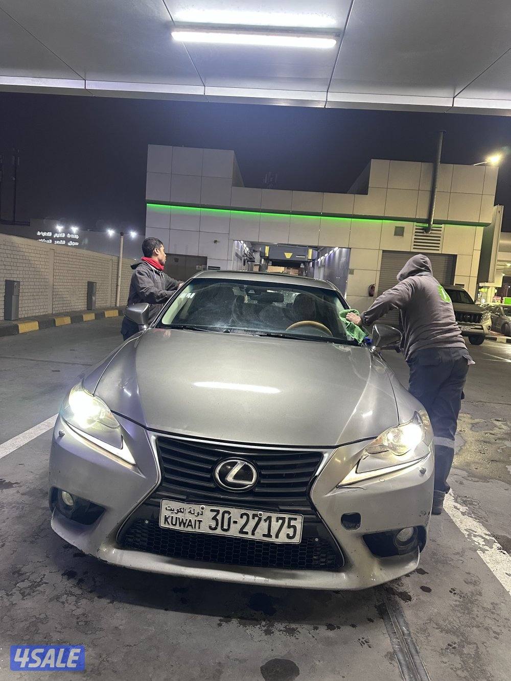 لكزس is350 بيعة سريعة 🔥🔥0