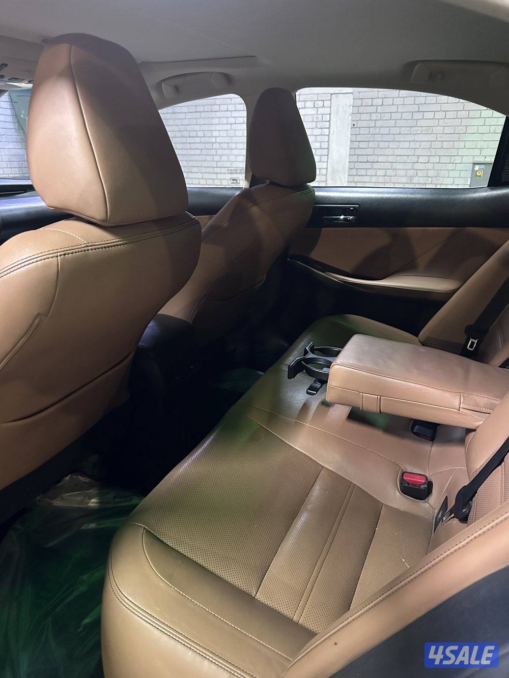 لكزس is350 بيعة سريعة 🔥🔥2