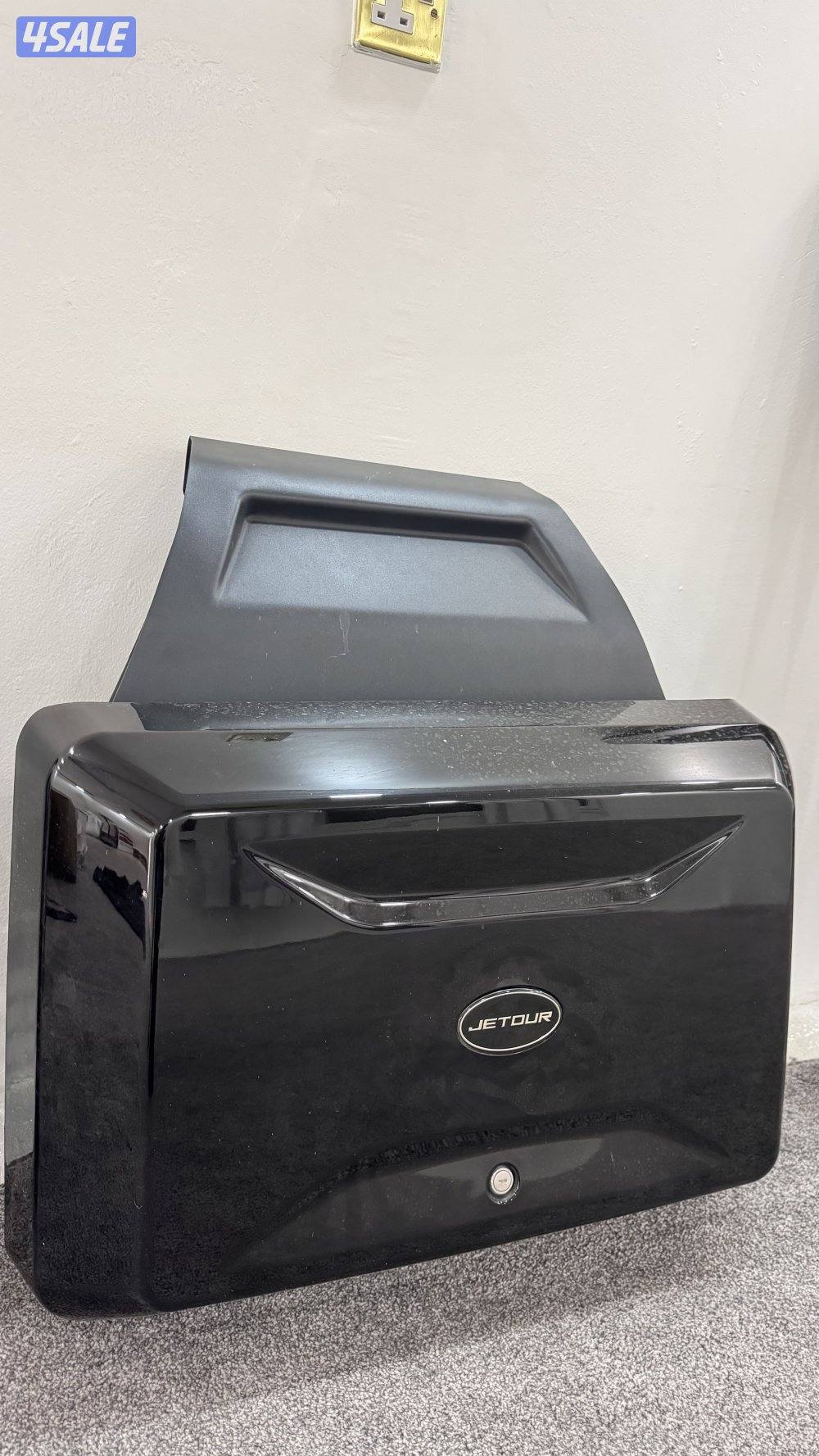 للبيع اكسسوارات جيتور t2 صندوق وطاوله وسله2