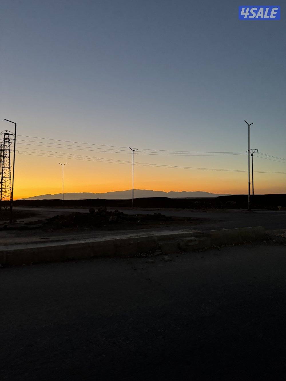 مخيم كامل للبيع مع الموقع بس يحتاج تنظيف ونصب مكانه الارتال يسار8