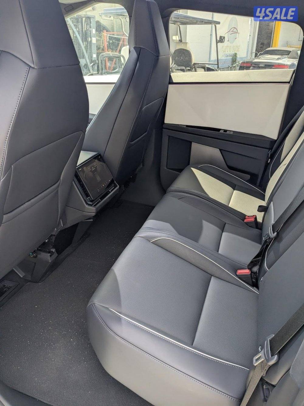 سايبر تراك cybertruck 2024 بحالة الوكالة5