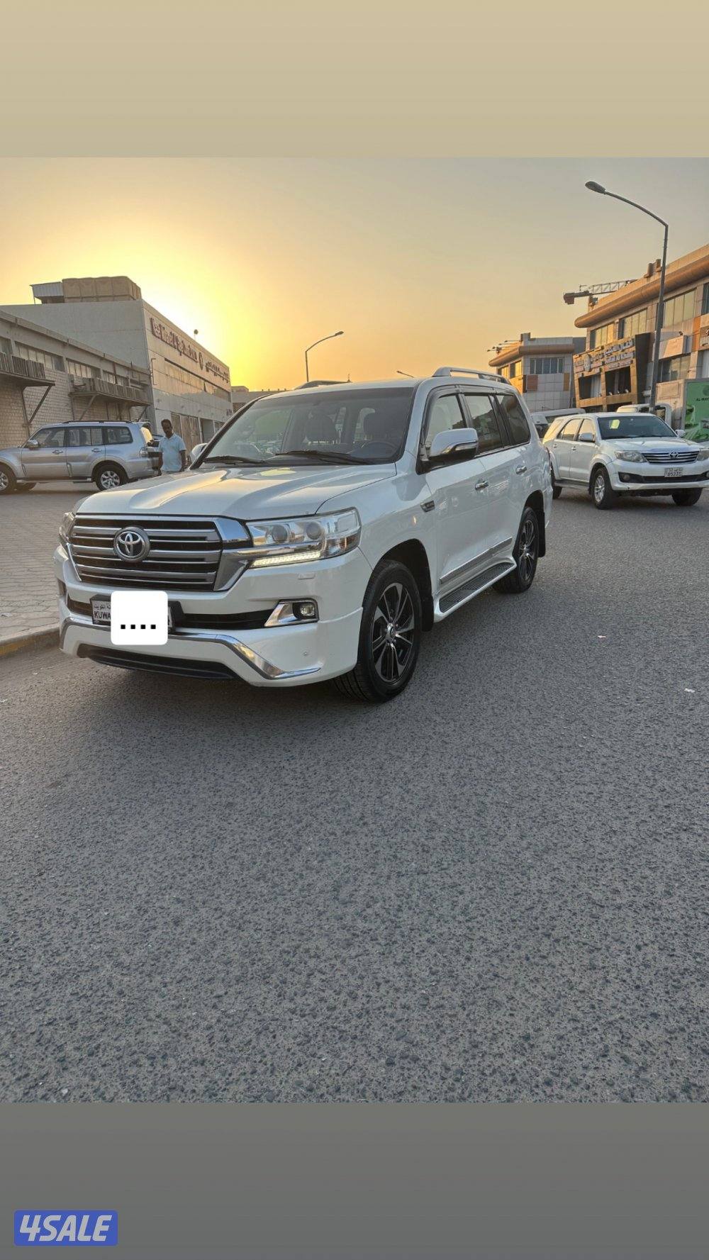 لاند كروزر 2018 اقرا الاعلان2