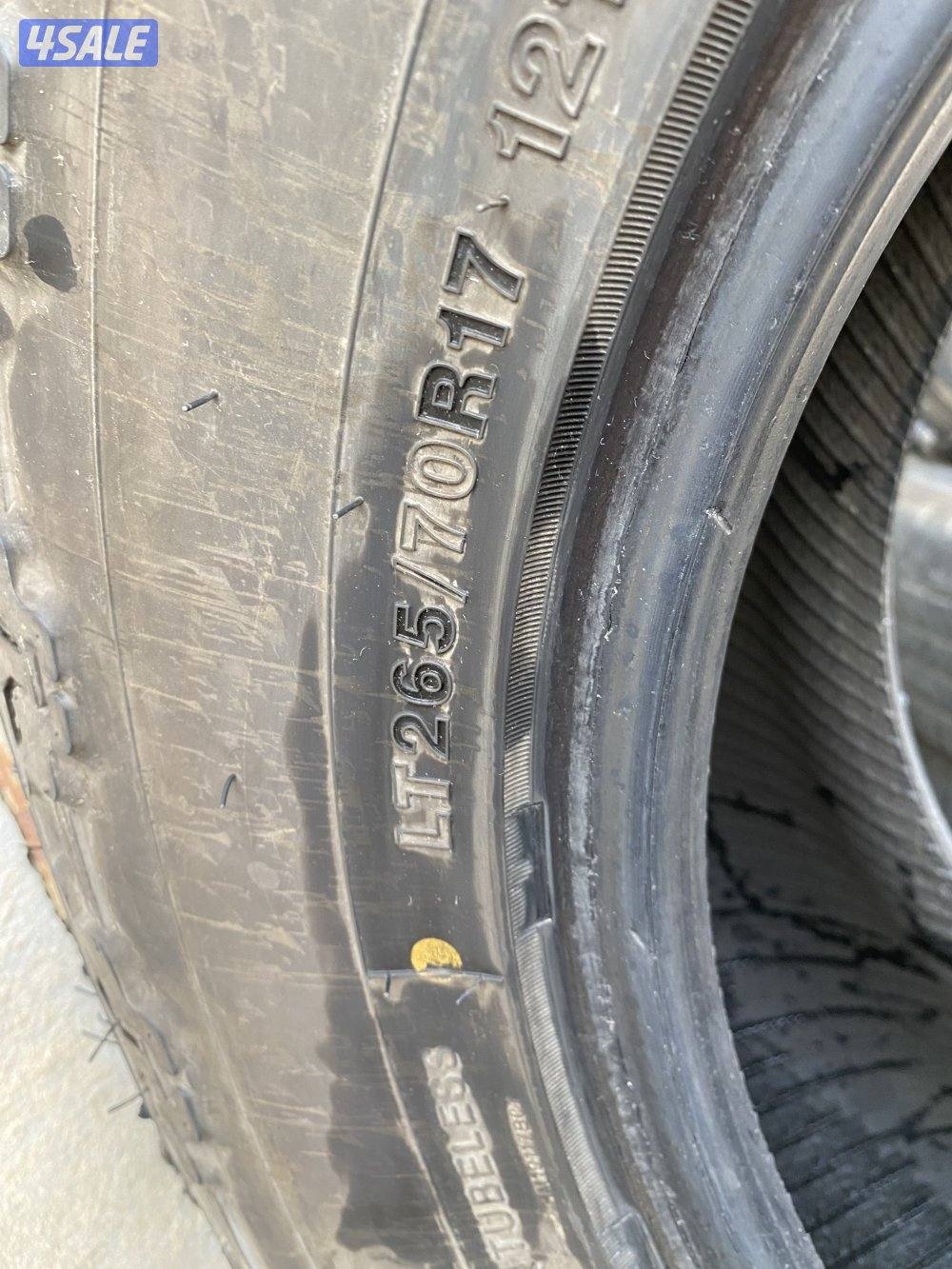 لبيع تو اير حجري مستعمل مقاس 17/70/265عدد 3حبات0