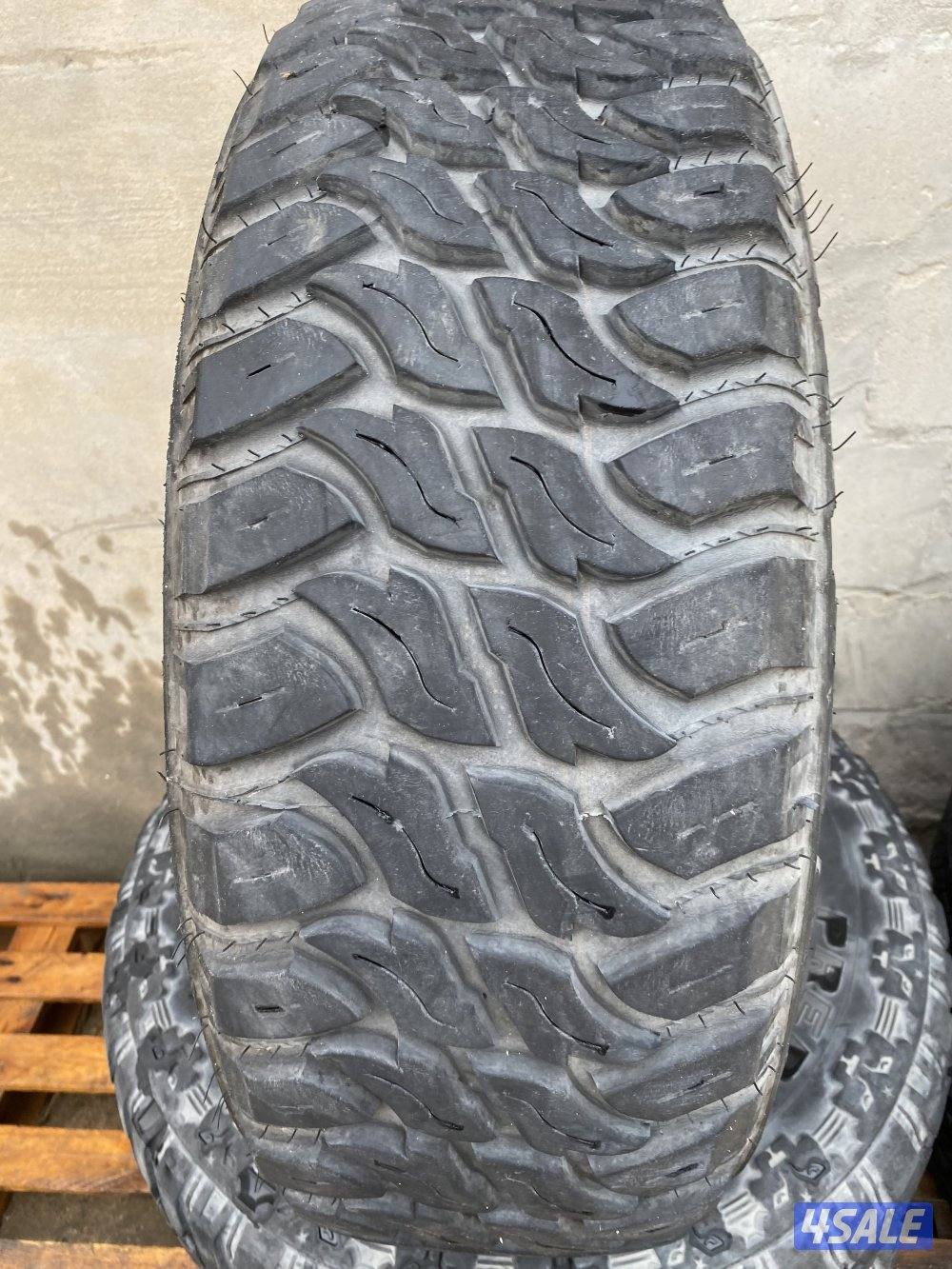 لبيع تو اير حجري مستعمل مقاس 17/70/265عدد 3حبات2